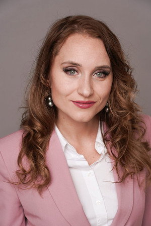 Cover image for Yulia Popova