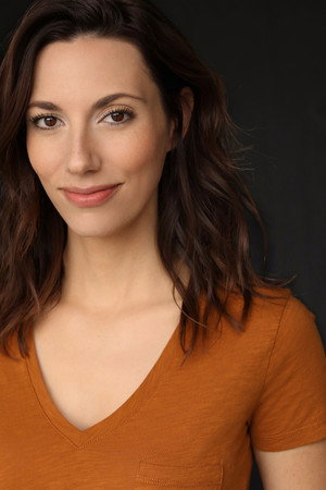 Cover image for Alexis Jacknow