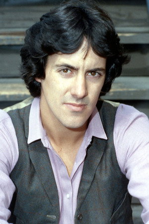 Cover image for David Naughton