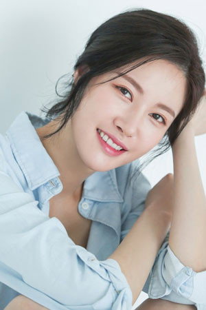 Cover image for Moon Soo-bin