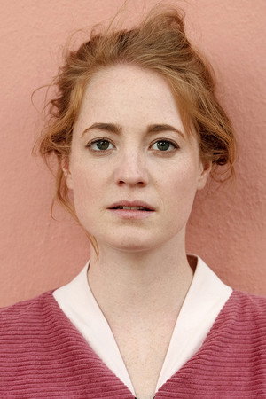 Cover image for Leonie Benesch