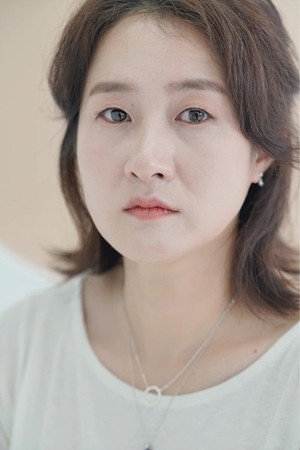 Cover image for Kim Seon-kyeong
