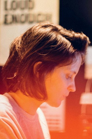Cover image for Chloé Thévenin