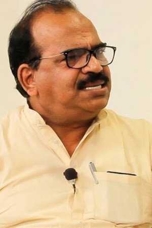 Cover image for Nanjil Sampath