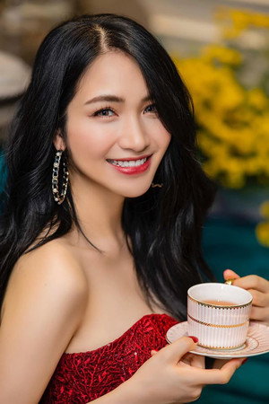 Cover image for Hòa Minzy