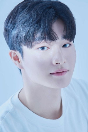 Cover image for 이웅재