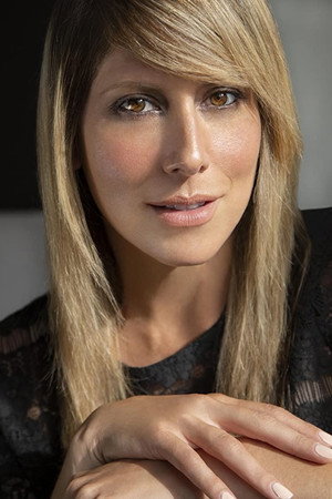 Cover image for Karina Junker