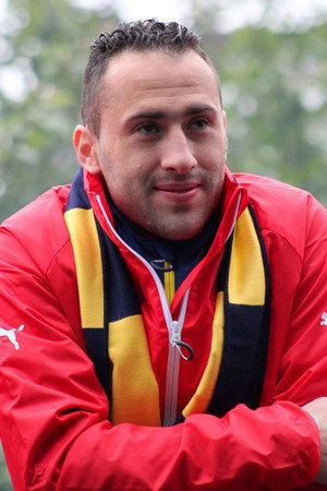 Cover image for David Ospina