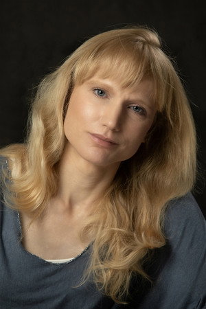 Cover image for Angela Elise Munnoch