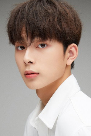Cover image for 유선호