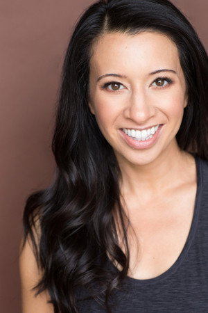 Cover image for Helenna Santos