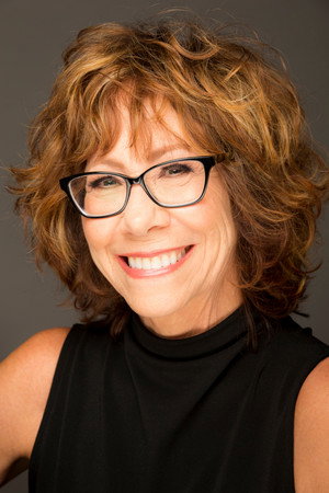 Cover image for Mindy Sterling