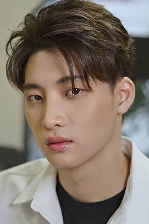 Cover image for พีรวิชญ์ อรรถชิตสถาพร