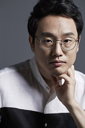 Cover image for Jung Young-ki