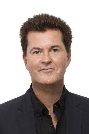 Cover image for Simon Fuller