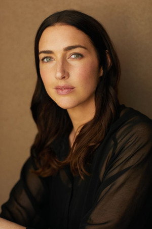 Cover image for Ella Bourne