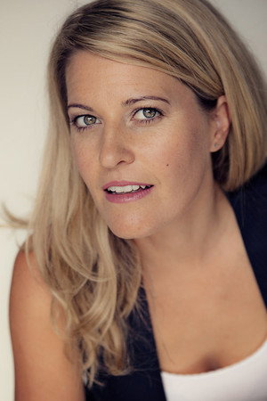 Cover image for Samantha Murray
