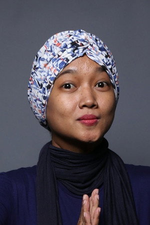 Cover image for Hadrah Daeng Ratu