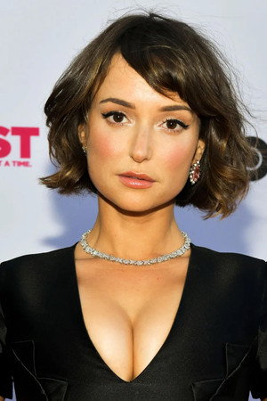 Cover image for Milana Vayntrub