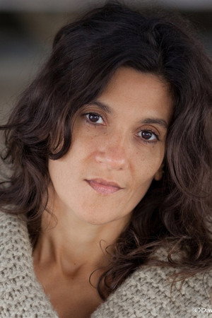 Cover image for Emmanuelle Rivière
