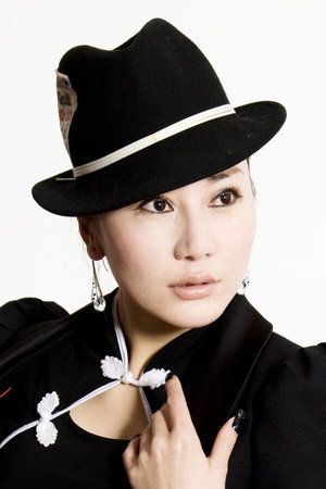 Cover image for Linda So