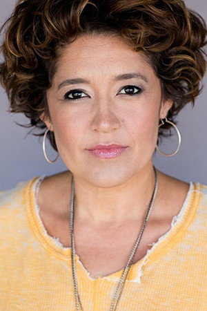 Cover image for Roxana Brusso