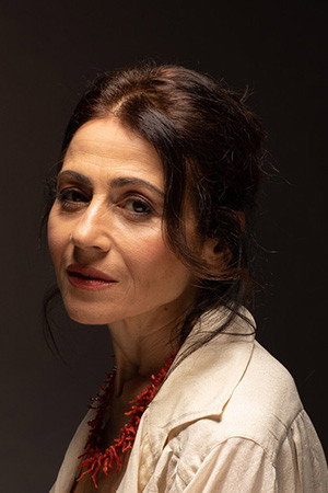 Cover image for Aglaia Mora