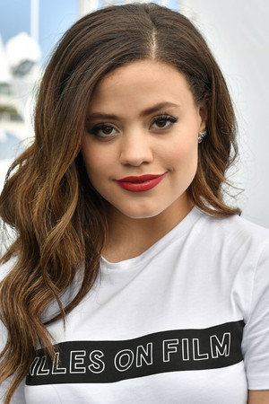 Cover image for Sarah Jeffery