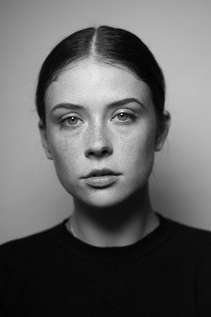 Cover image for Миа Томлинсон