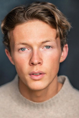 Cover image for Finlay James