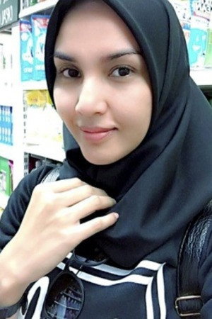 Cover image for Fiza Halim