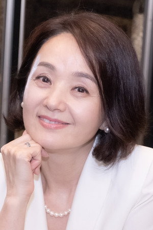 Cover image for 배종옥