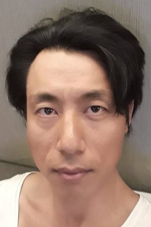 Cover image for Lee Soo-young