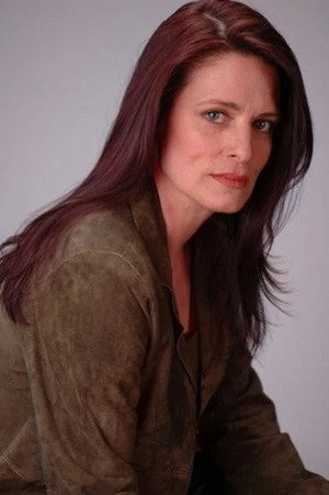 Cover image for Leslie Wing