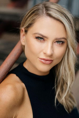 Cover image for Ilana Collins