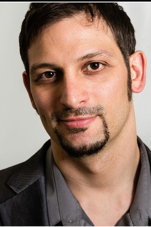 Cover image for Robbie Dias