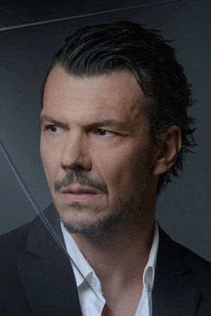 Cover image for Ιωάννης Παπαζήσης