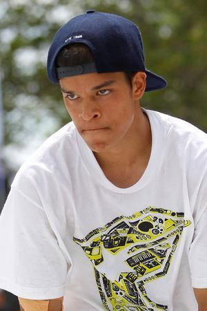 Cover image for Luis Tolentino