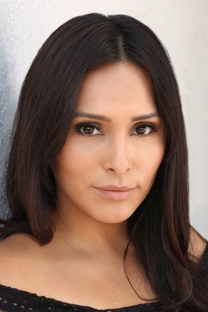 Cover image for Carina Aviles Marshall
