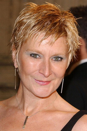 Cover image for Linda Henry