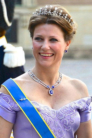 Cover image for Märtha Louise