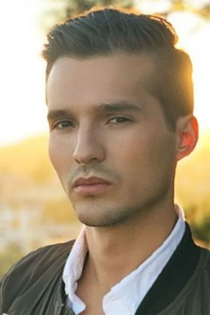 Cover image for Memo Aponte