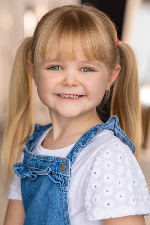 Cover image for Isla Ashworth