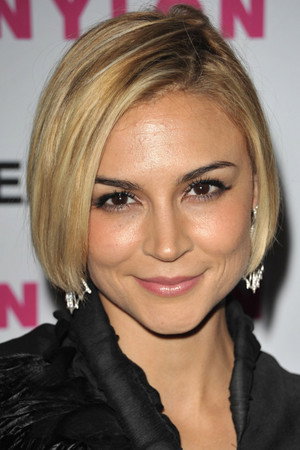 Cover image for Samaire Armstrong