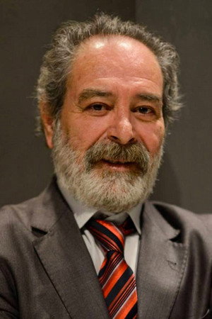 Cover image for Selahattin Taşdöğen