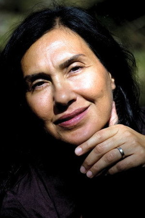 Cover image for Mina Azarian