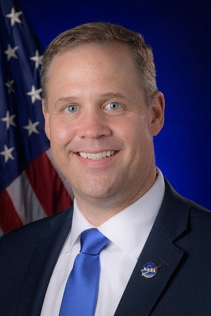 Cover image for James Bridenstine
