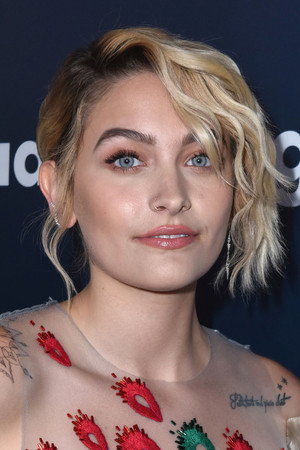 Cover image for Paris Jackson