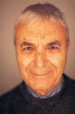 Cover image for Memduh Ün