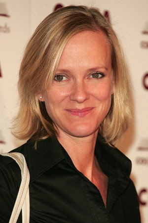 Cover image for Hermione Norris